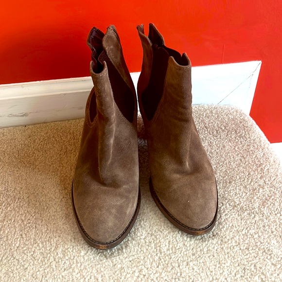 Aquatalia Shoes - Aquatalia Black Suede Double Zip Ankle Booties